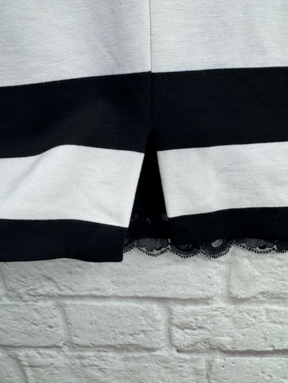 Trina Turk Striped Sheath Dress Size 12 Black White Sleeveless Square Neck - Picture 10 of 13